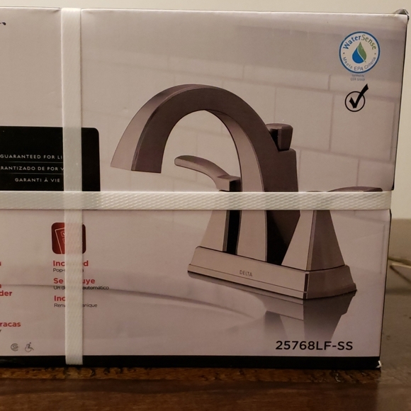 Delta FLYNN bathroom faucet - Picture 2 of 6